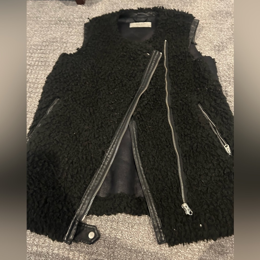 Zara Sherp Zip Vest
